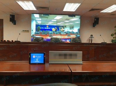 SVS为某国土局打造视频会议中心此次SVS为某国土局打造视频会议中心。 会场情况：会场可容纳近60人进行会议，会场可进行发